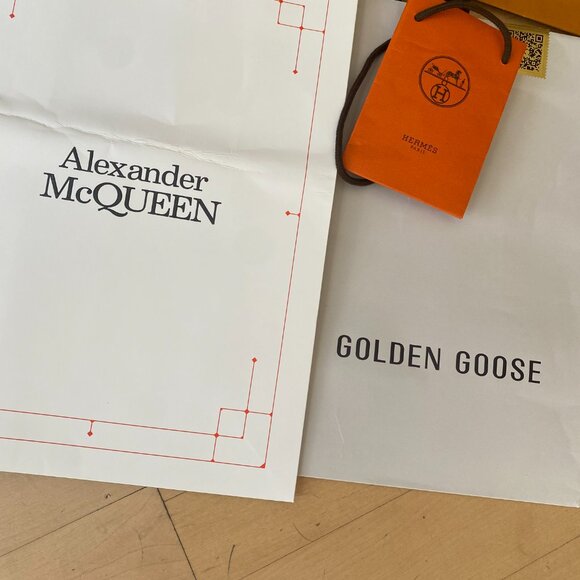 6 Designer shopping bags *empty - Picture 5 of 5